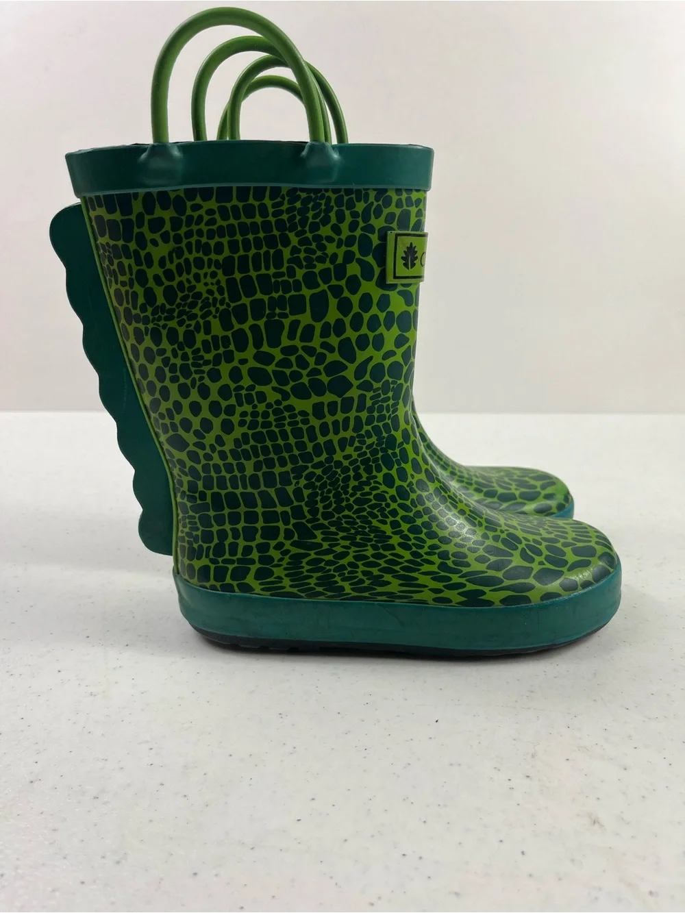 Oakiwear Kids Green Patterned Rain Boots with Easy Pull Handles